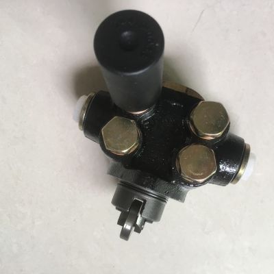 Oil pump   Fuel pump  Engine parts